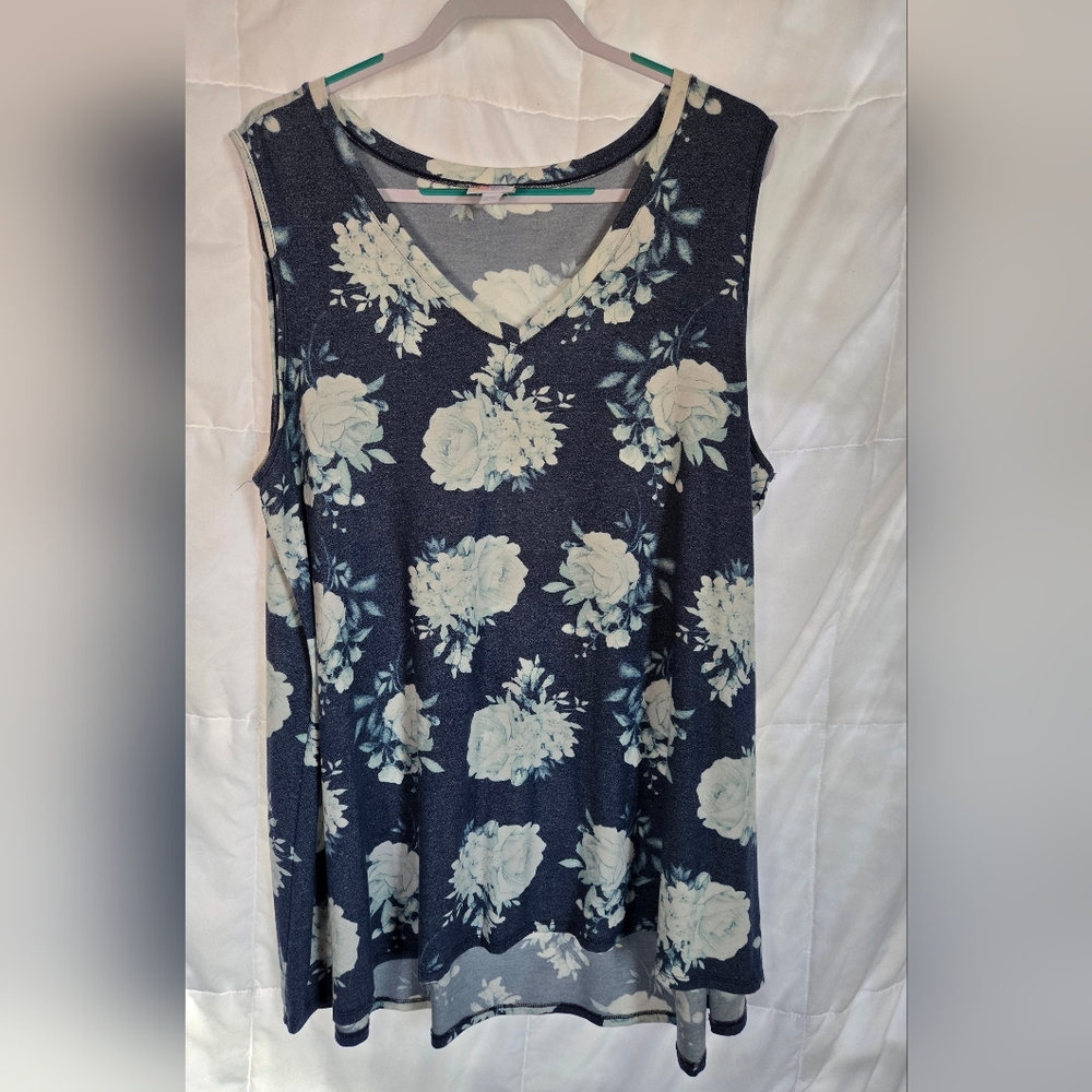 LuLaRoe Kristina Tank 2XL